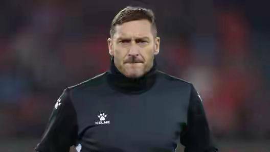 开云体育-窗口期突围战来临，孟菲斯灰熊围绕欧冠队长鼓劲，球迷炸锅，资深球员宣示担当的简单介绍